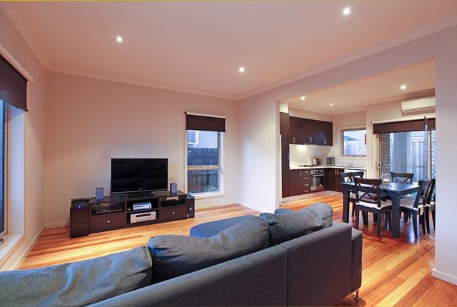 1/146-148 Hickford Street, RESERVOIR, VIC 3073