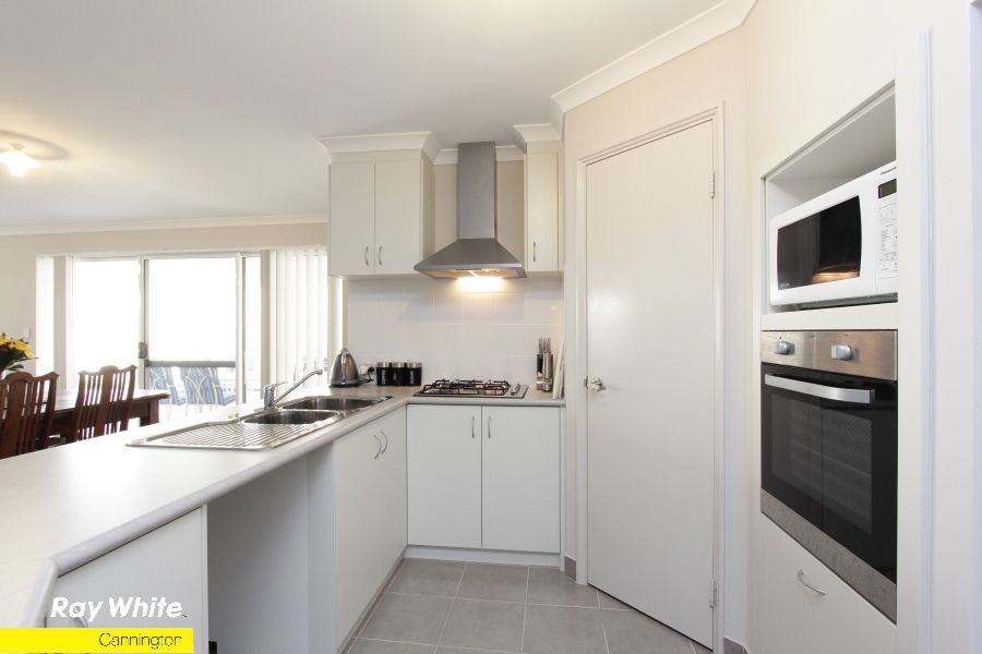 4/39 Russell Street, EAST CANNINGTON, WA 6107
