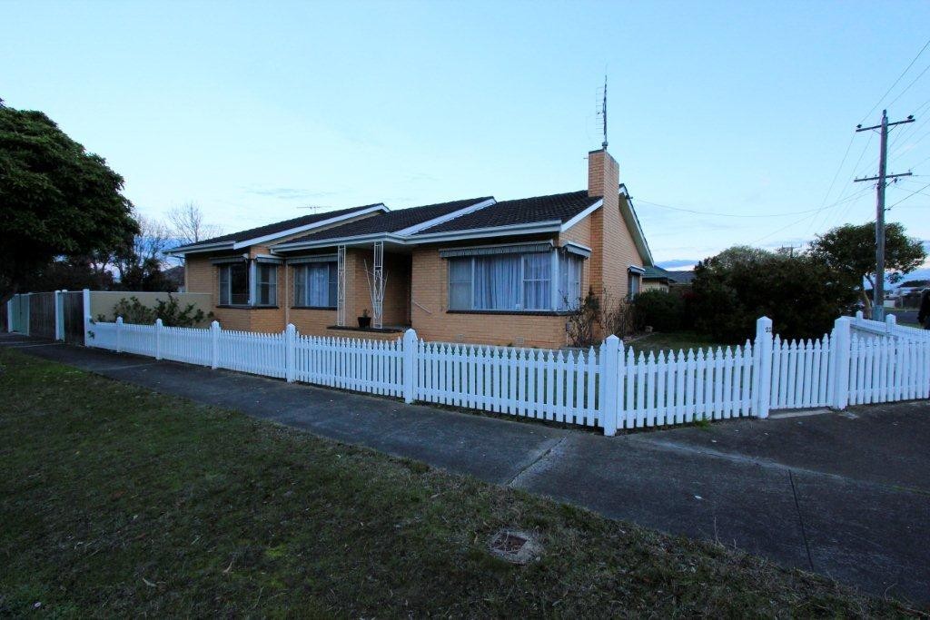 23 Eton Road, BELMONT, VIC 3216