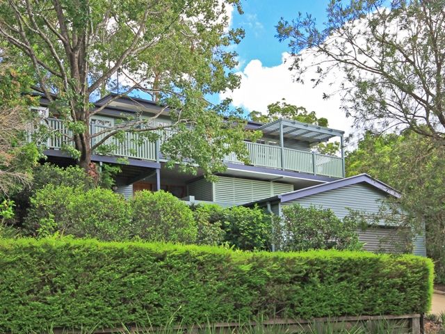 9 Rambler Street, BARDON, QLD 4065