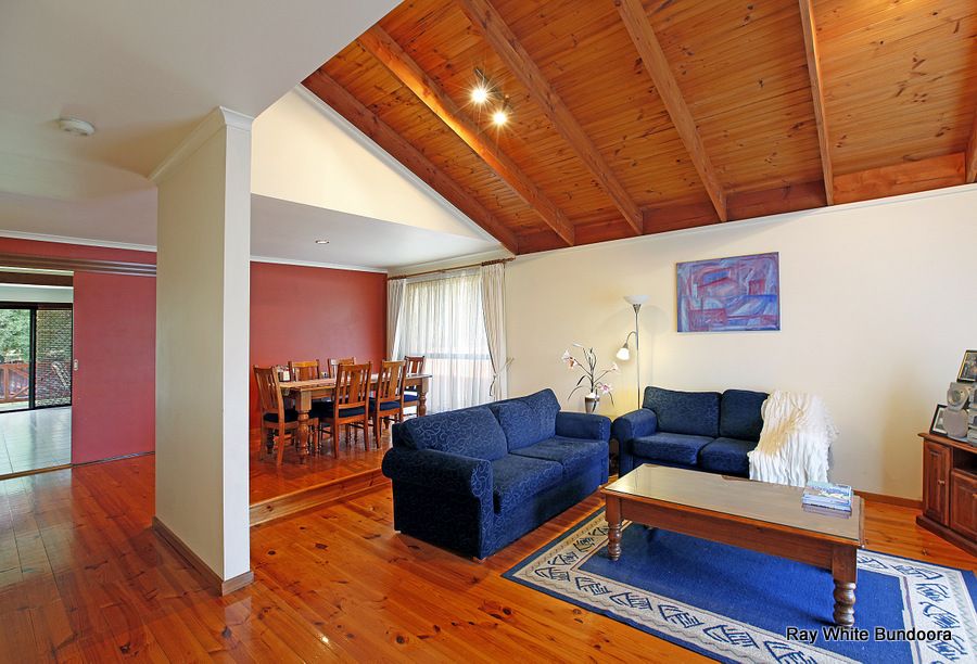 22 Mcclelland Drive, MILL PARK, VIC 3082