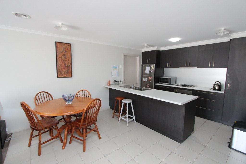 2/11 Marjorie Avenue, BELMONT, VIC 3216