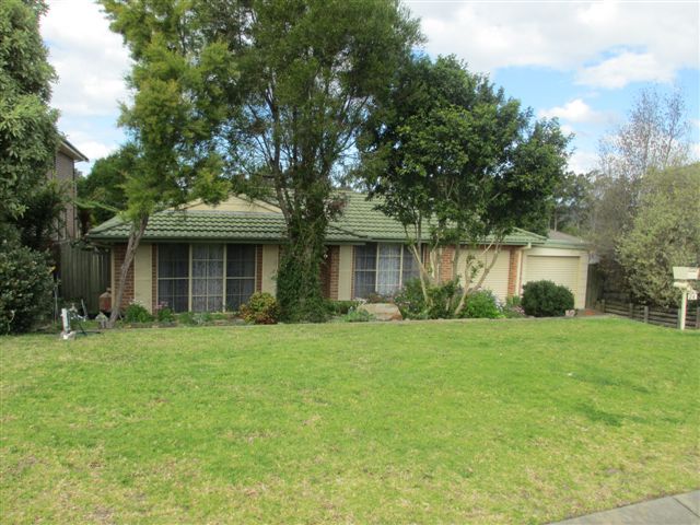24 Lucas, NORTH NOWRA, NSW 2541