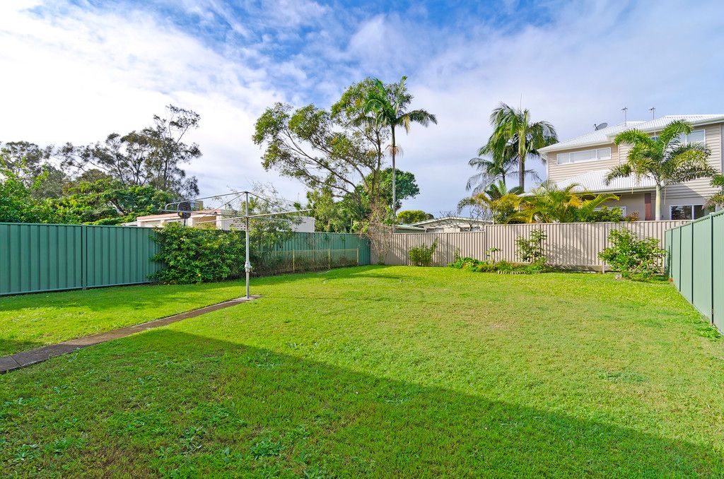 52 Palm Beach Avenue, PALM BEACH, QLD 4221