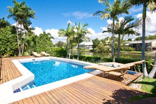12 Gibraltar Drive, Isle Of Capri QLD 4217