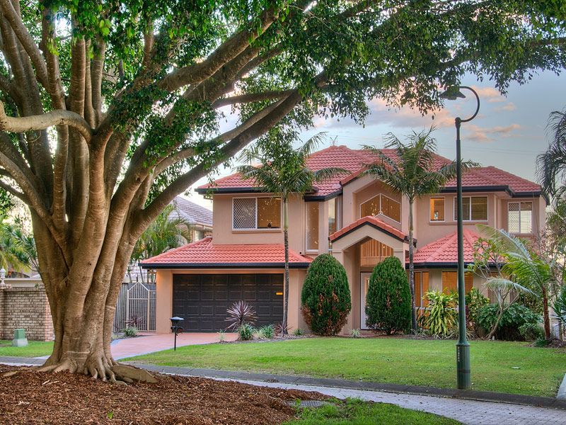 184 Port Jackson Boulevard, CLEAR ISLAND WATERS QLD 4226
