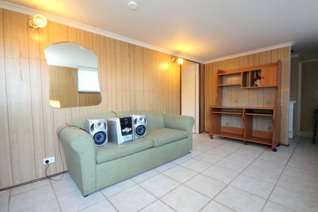 37 Thompson Street, MOOREBANK, NSW 2170