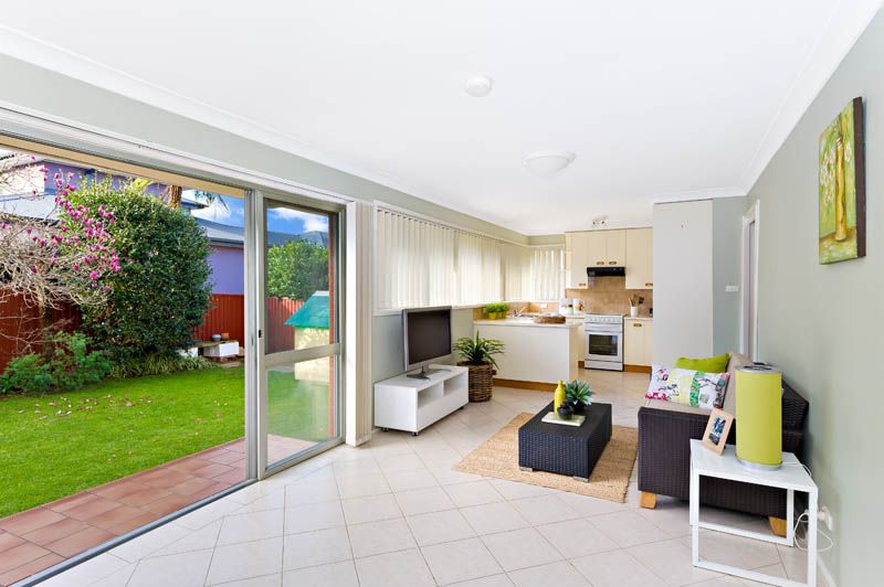 3 Whalan Place, GYMEA NSW 2227