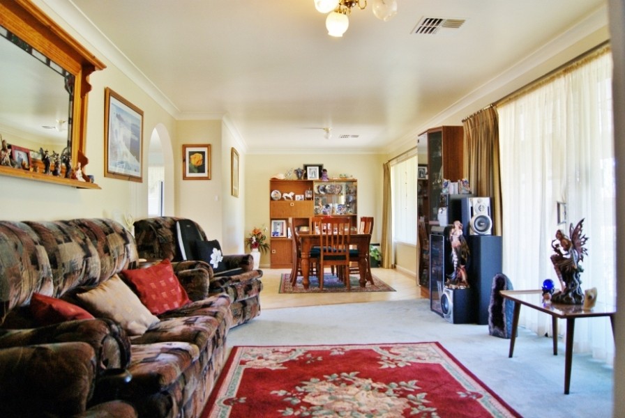 49 Fontenoy Street, YOUNG, NSW 2594
