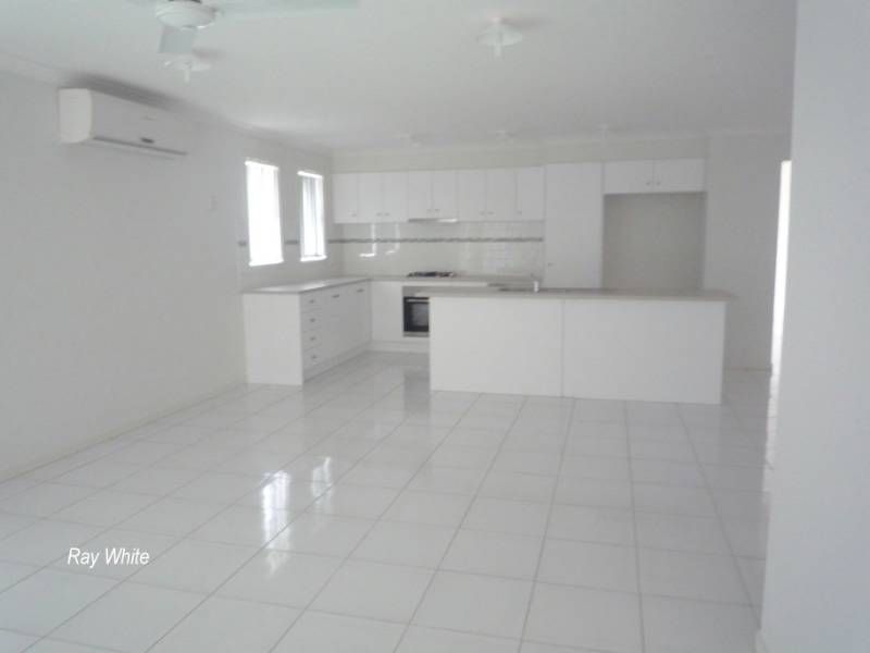 13 Peggy Road, BELLMERE, QLD 4510