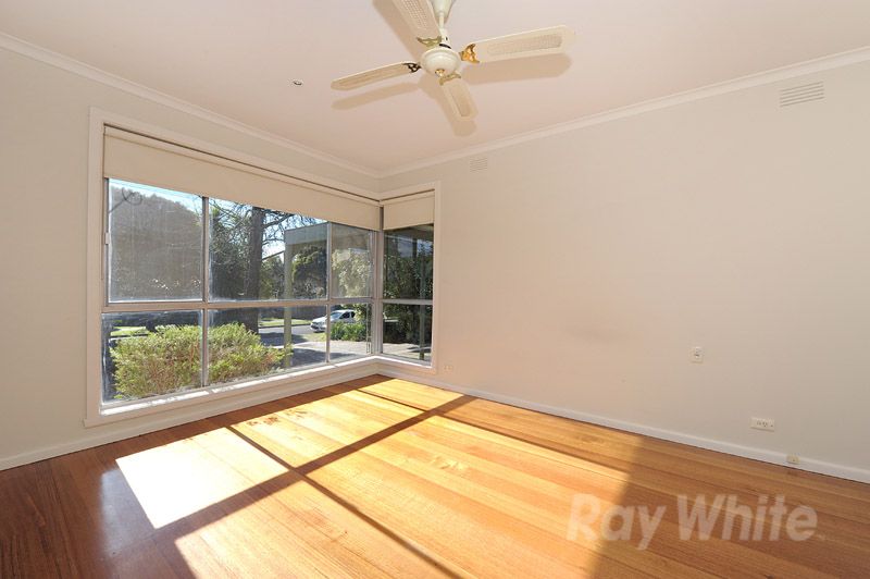 1/16 Broughton Avenue, CROYDON, VIC 3136
