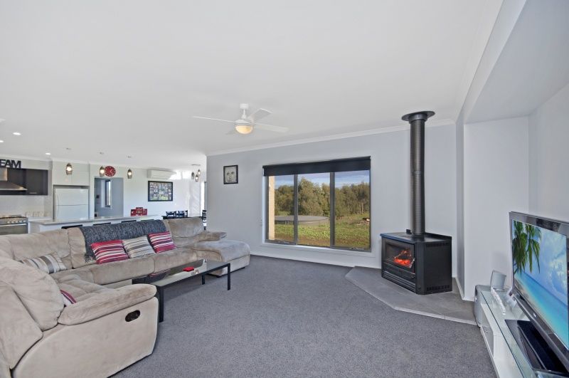 4 The Hill Court, WOODFORD, VIC 3281