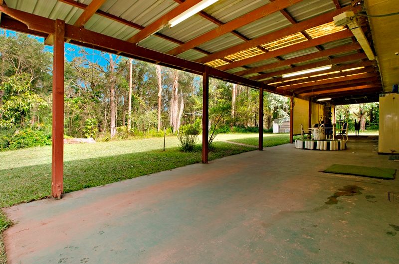 38 Dularcha Drive, LANDSBOROUGH, QLD 4550