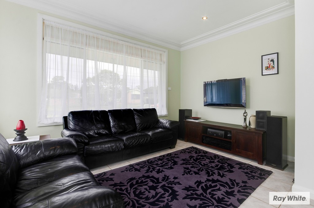 13 Kapooka Avenue, DAPTO, NSW 2530