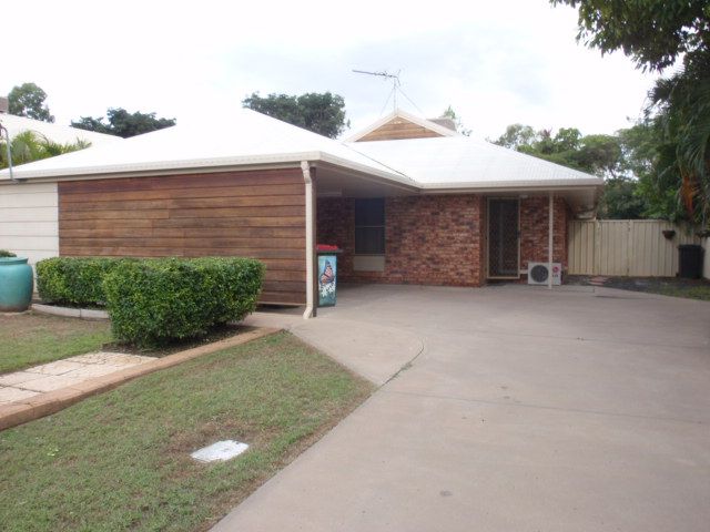 10 Peggy Court, EMERALD, QLD 4720