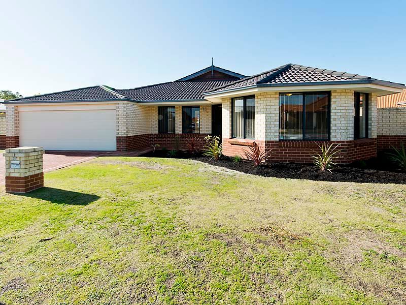 28 The Bridgeway, CANNING VALE WA 6155