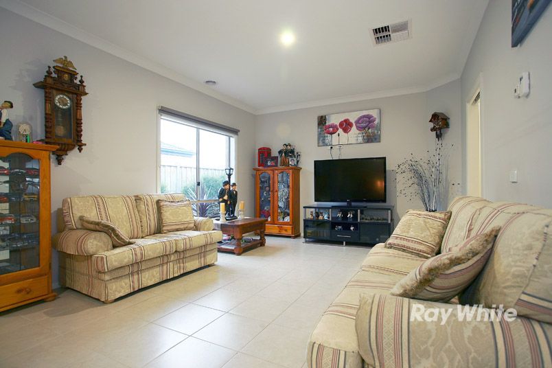 13 Bugle Lane, CRANBOURNE WEST, VIC 3977