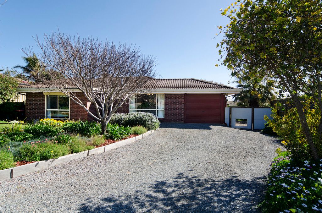 13 Goodrington Way, MOANA SA 5169