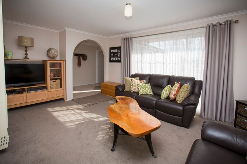 7 Montclaire Court, PAKENHAM, VIC 3810