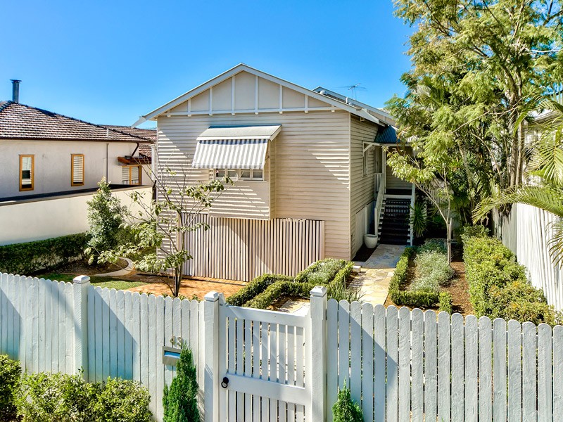 43 Hipwood Road, HAMILTON, QLD 4007