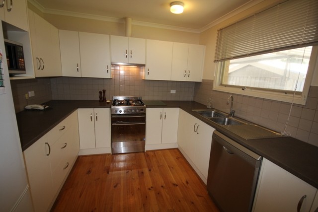 12 Pennant Street, ABERFOYLE PARK, SA 5159