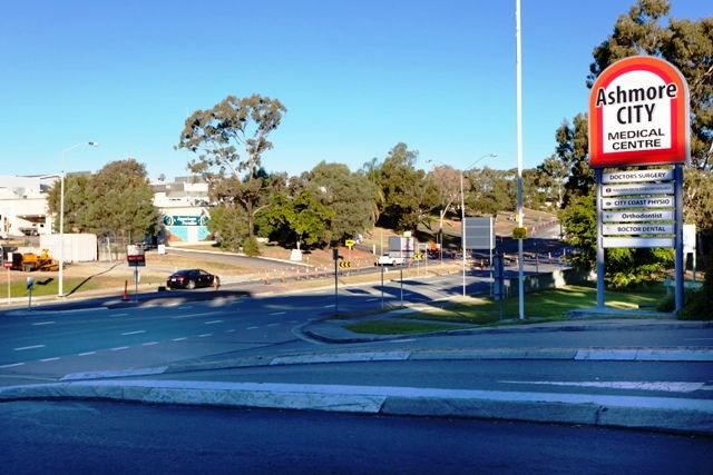 ASHMORE, QLD 4214