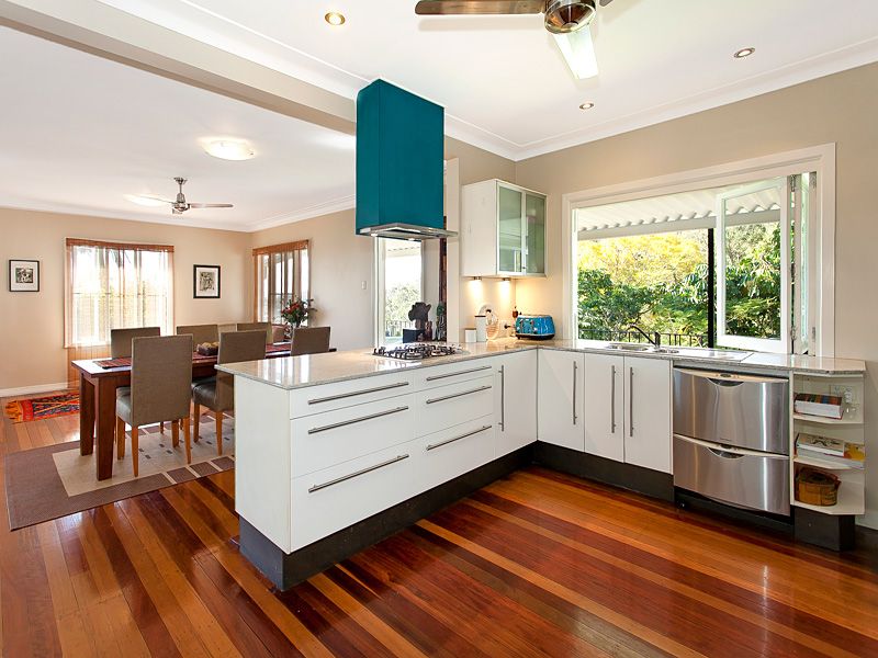 8 Kerrianne Place, MOOROOKA, QLD 4105