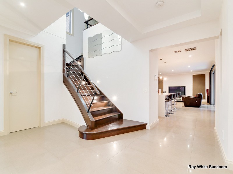 12 Hughes Circuit, BUNDOORA, VIC 3083