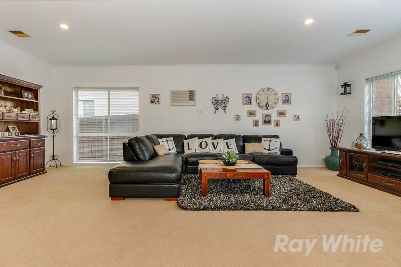 11 The Briars, LYSTERFIELD, VIC 3156