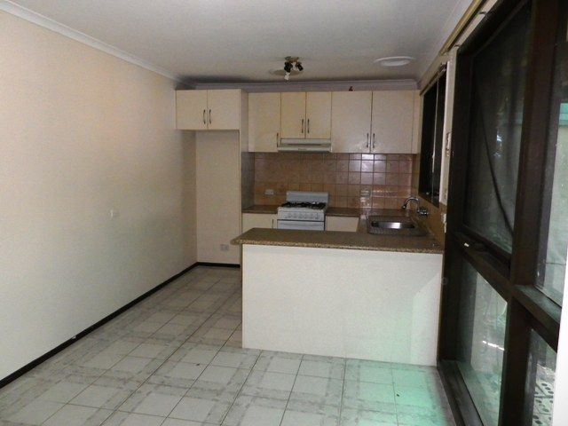 1/2 Kurt Place, NOBLE PARK, VIC 3174