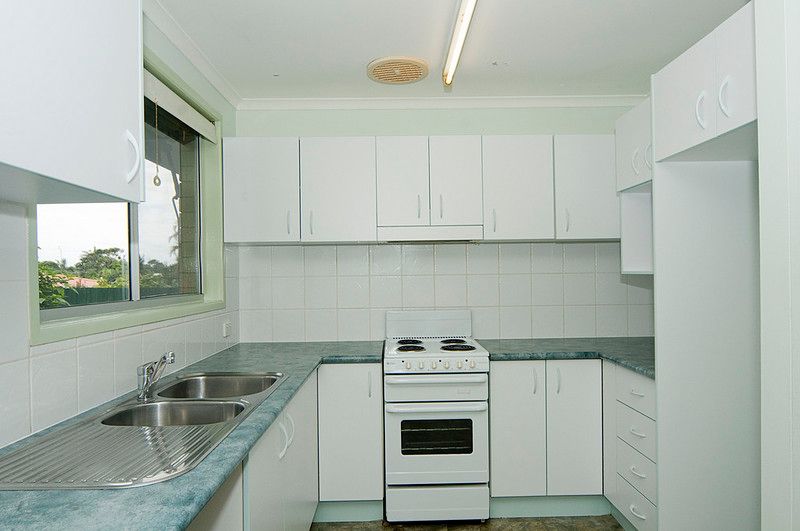 23 Rowell Street, BATTERY HILL, QLD 4551