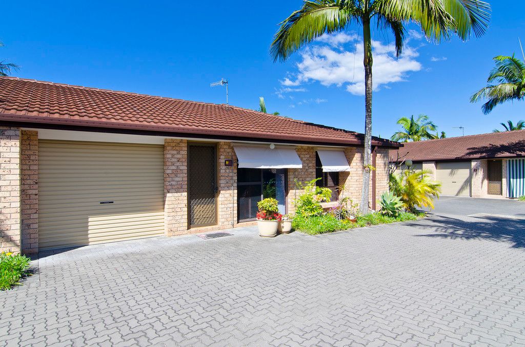 2 Galleon Way, CURRUMBIN WATERS QLD 4223