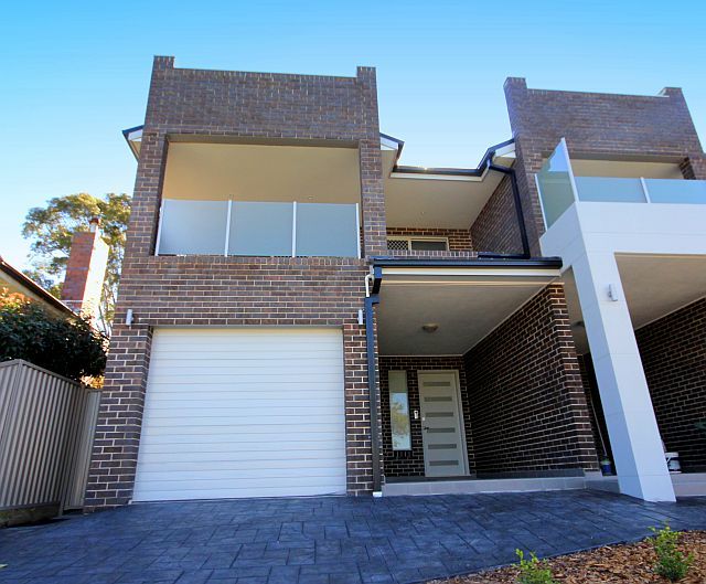 24A Cowl Street, GREENACRE NSW 2190