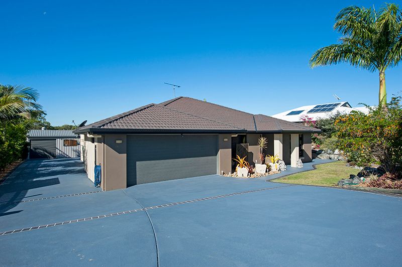 19 Reinaerhoff Crescent, GLEN EDEN, QLD 4680