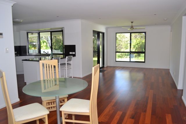 17 Adventurer Drive, TAROOMBALL, QLD 4703