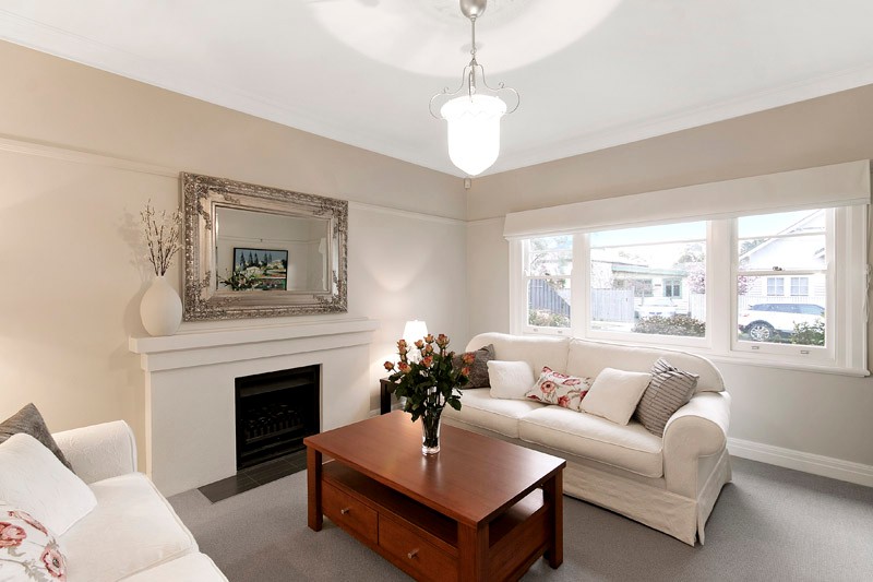 48 Holywood Grove, CARNEGIE, VIC 3163