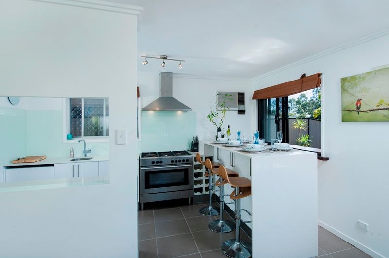 12 Goorawin Street, RUNAWAY BAY, QLD 4216
