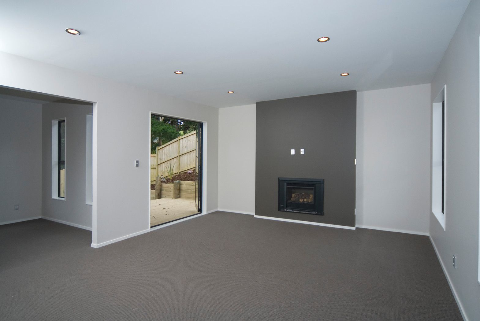 11 Lambir  Place, ALBANY, North Shore City