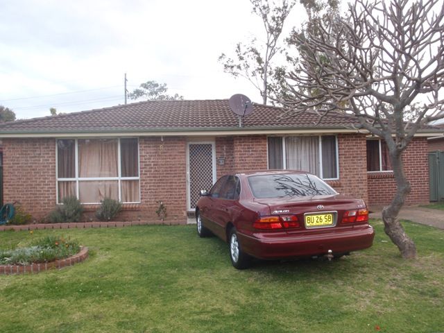 7 Woodvale Close, PLUMPTON NSW 2761