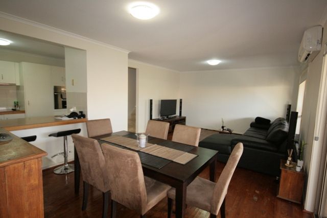 4/5 Pontoon Place, VARSITY LAKES, QLD 4227