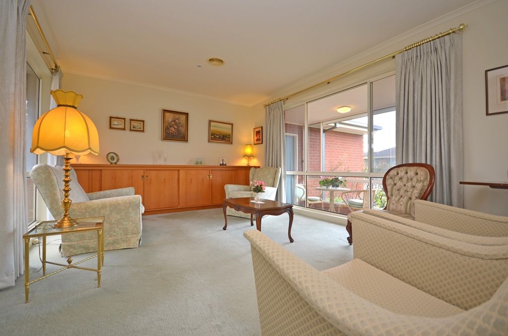 8 Lemuela Court, INVERMAY PARK, VIC 3350