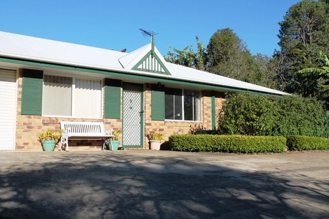 13 Huyber Lane, TAMBORINE MOUNTAIN QLD 4272