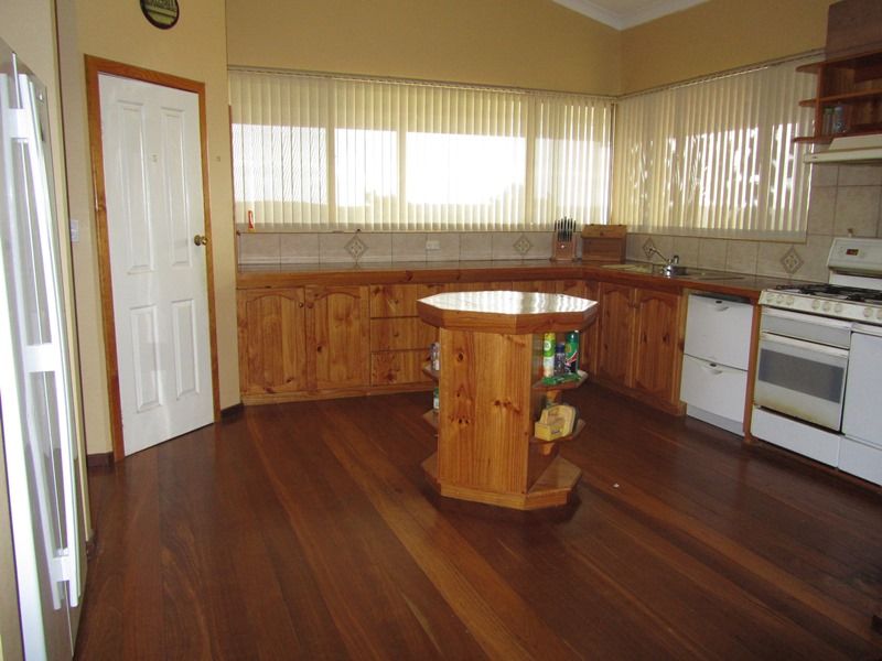 34 Glynn Road, GREENOUGH, WA 6532