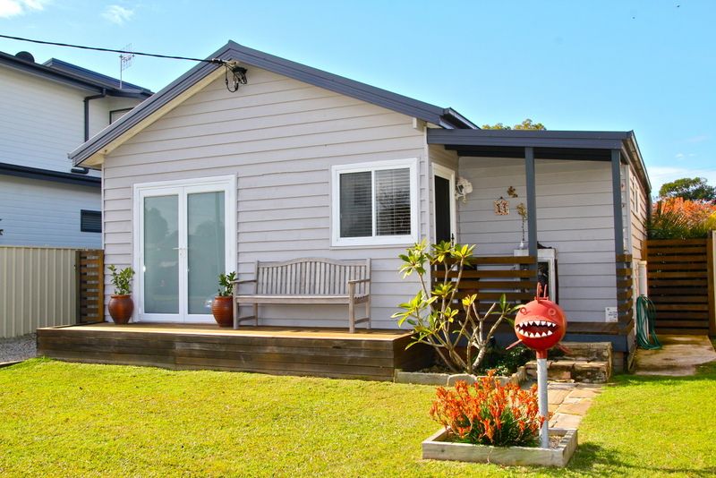 11 Davis Avenue, DAVISTOWN, NSW 2251