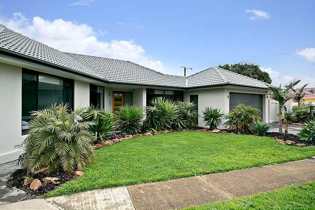 1 Bermuda Avenue, WEST LAKES SHORE, SA 5020