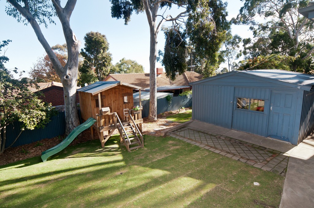 32 Oakridge Road, ABERFOYLE PARK, SA 5159