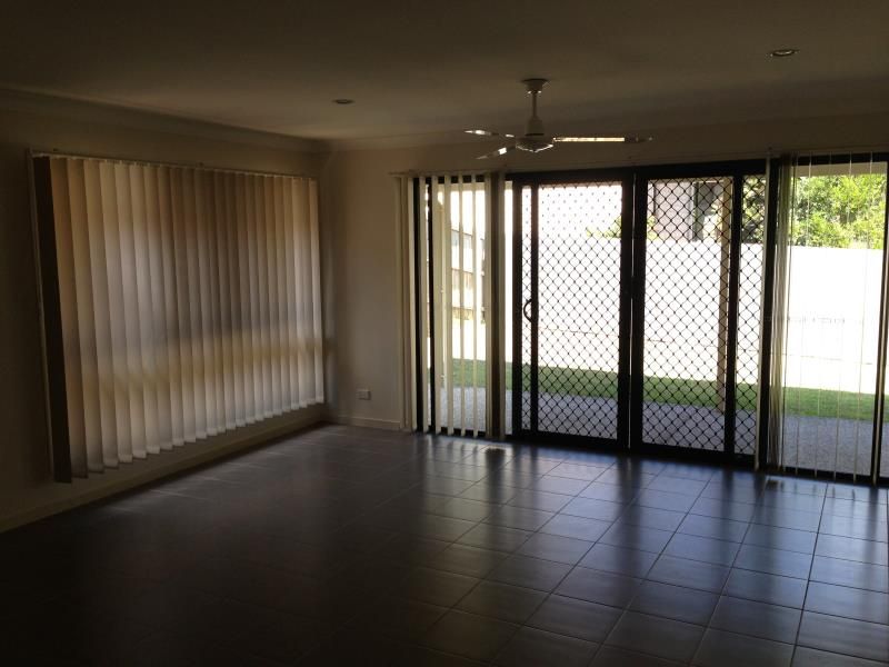 35 Flower Place, RICHLANDS, QLD 4077