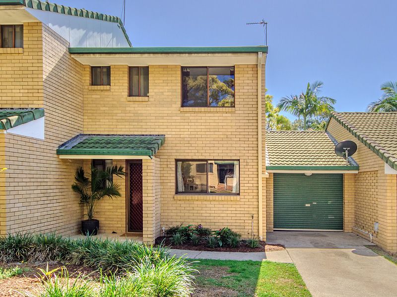 3/36 Government Road, LABRADOR, QLD 4215