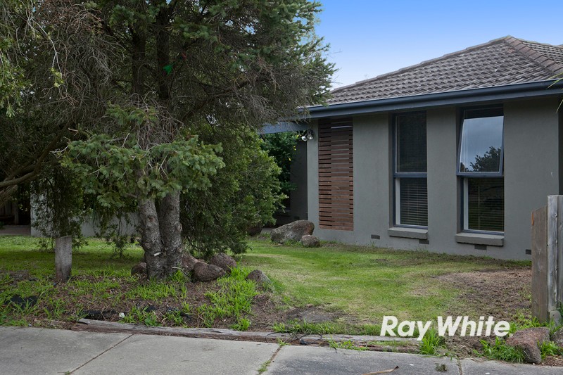 11 Bush Court, LANGWARRIN, VIC 3910
