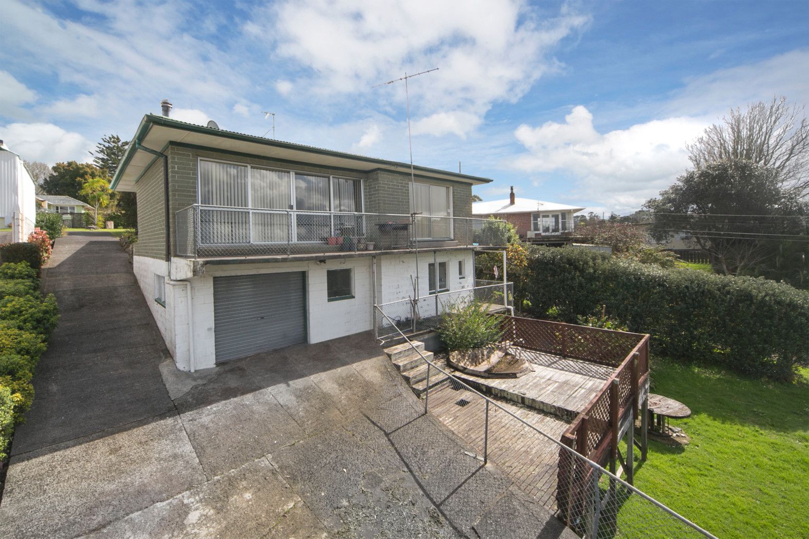 11 McClintock Road, MASSEY, Waitakere City